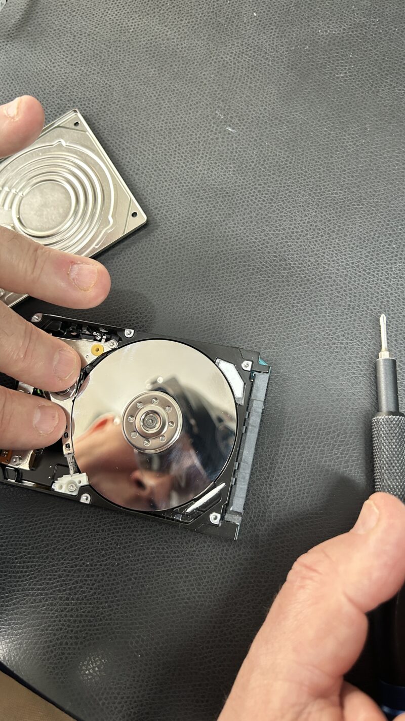 Falls nötig arbeiten wir mit einem professionellen Datenretter zusammen